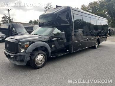2016 Ford Ford F 550 Limo Bus