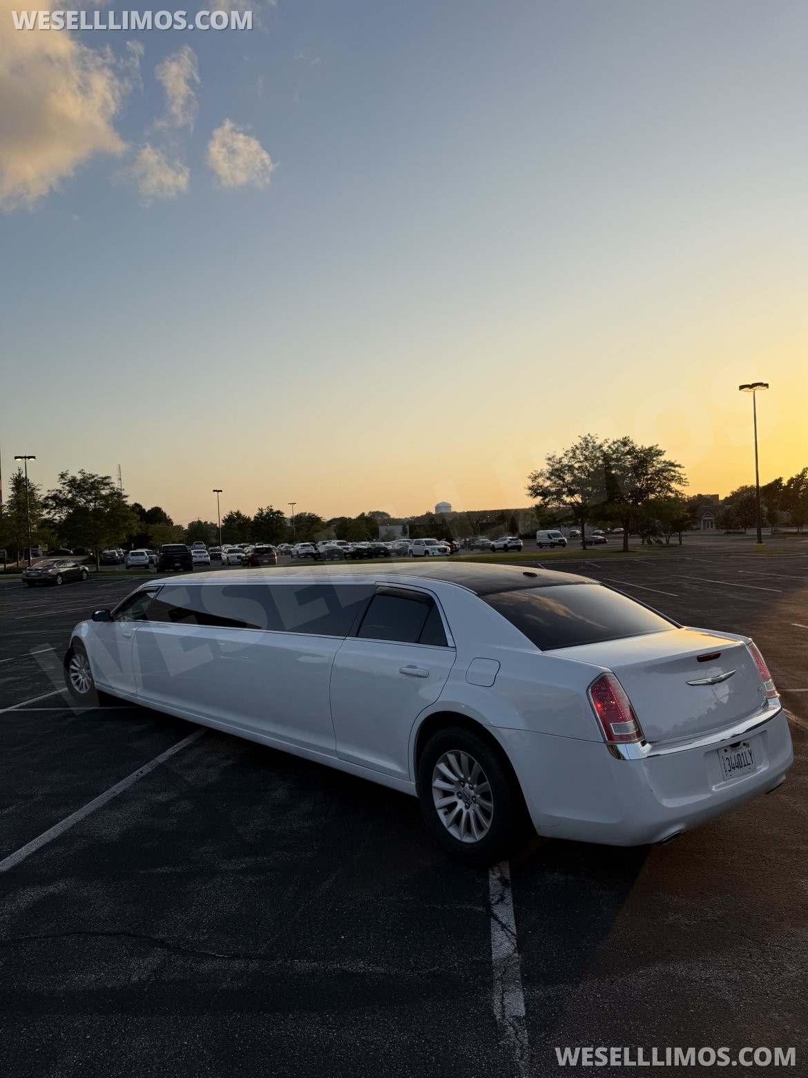 Photo of Limousine for sale: 2014 Chrysler 300 140&quot;