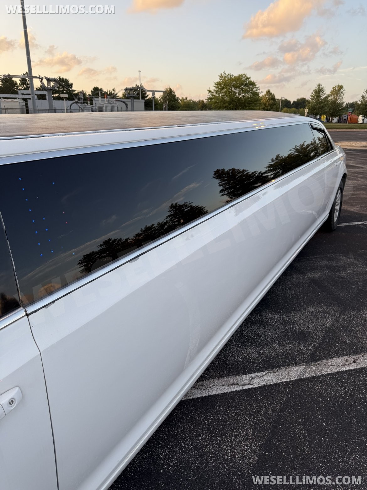 Photo of Limousine for sale: 2014 Chrysler 300 140&quot;