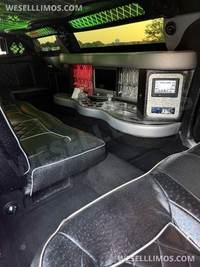 2014 Chrysler 300 10 Passenger Limo