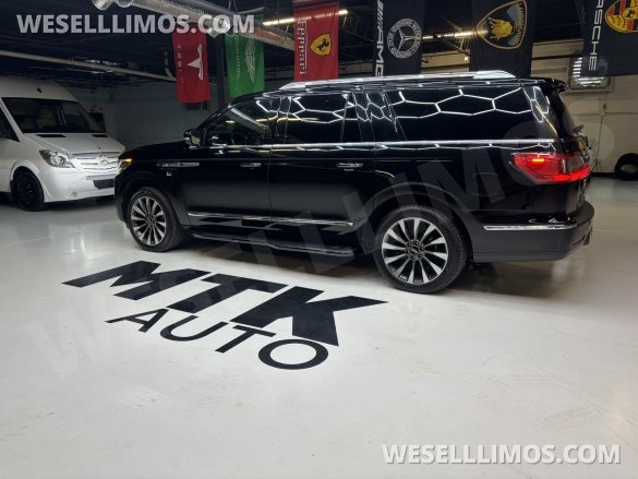2018 LCW Lincoln Navigator L CEO SUV Mobile Office