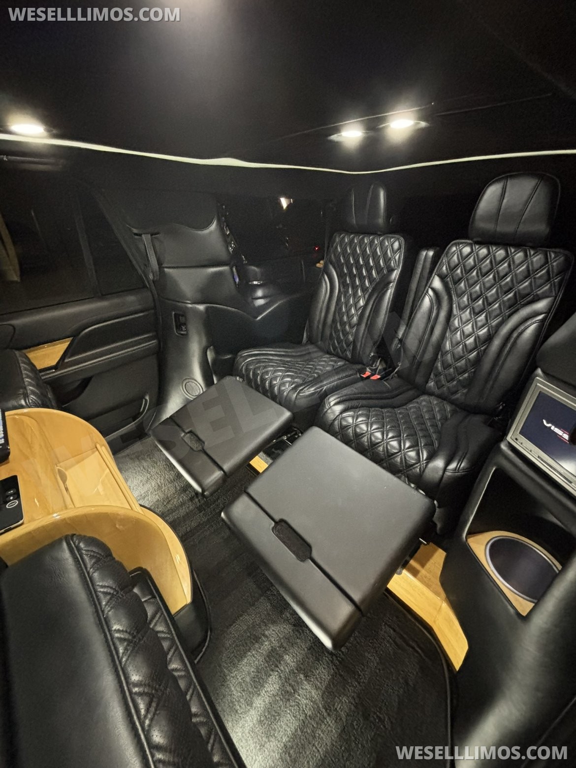 Photo of CEO SUV Mobile Office for sale: 2018 Lincoln Navigator L 221&quot; by LCW