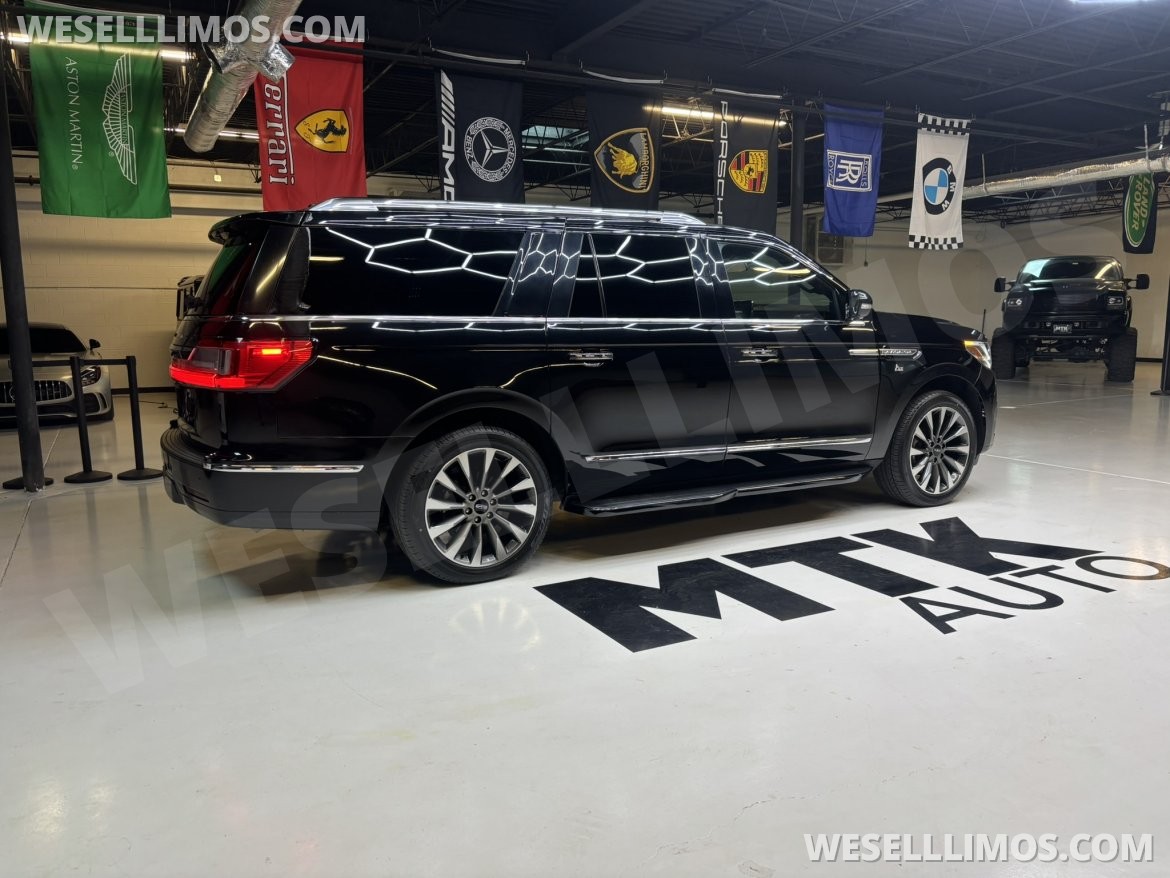 Photo of CEO SUV Mobile Office for sale: 2018 Lincoln Navigator L 221&quot; by LCW