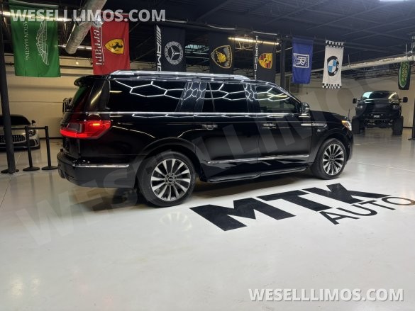 2018 LCW Lincoln Navigator L CEO SUV Mobile Office