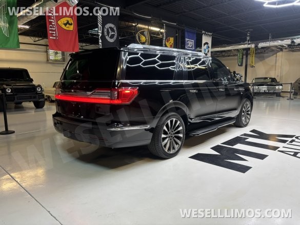 2018 LCW Lincoln Navigator L CEO SUV Mobile Office