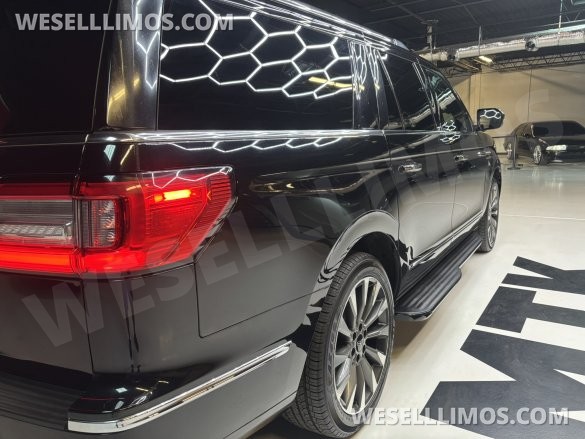 2018 LCW Lincoln Navigator L CEO SUV Mobile Office