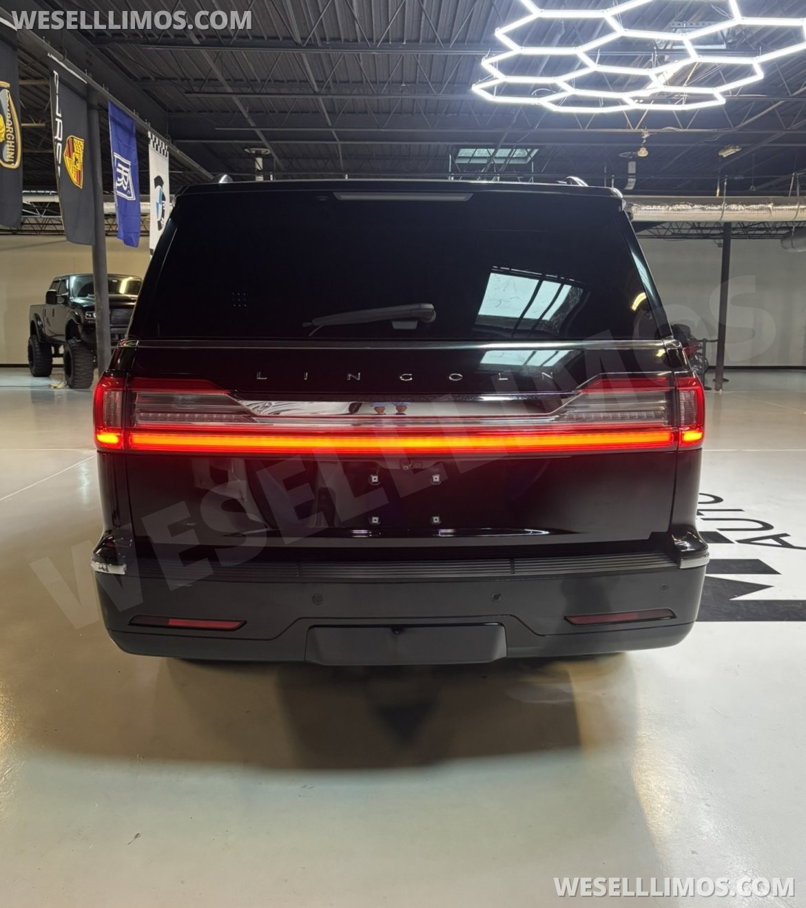 Photo of CEO SUV Mobile Office for sale: 2018 Lincoln Navigator L 221&quot; by LCW