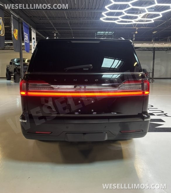 2018 LCW Lincoln Navigator L CEO SUV Mobile Office