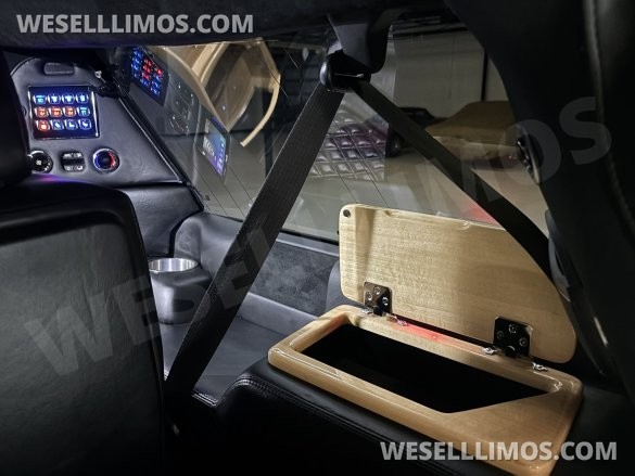 2018 LCW Lincoln Navigator L CEO SUV Mobile Office