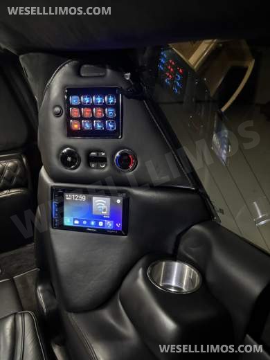 2018 LCW Lincoln Navigator L CEO SUV Mobile Office