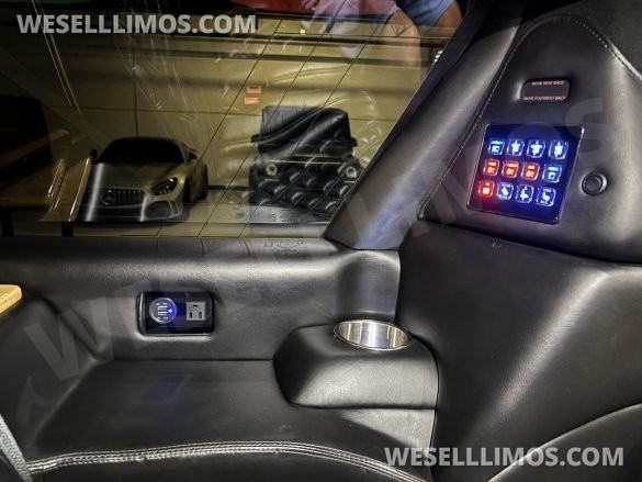 2018 LCW Lincoln Navigator L CEO SUV Mobile Office
