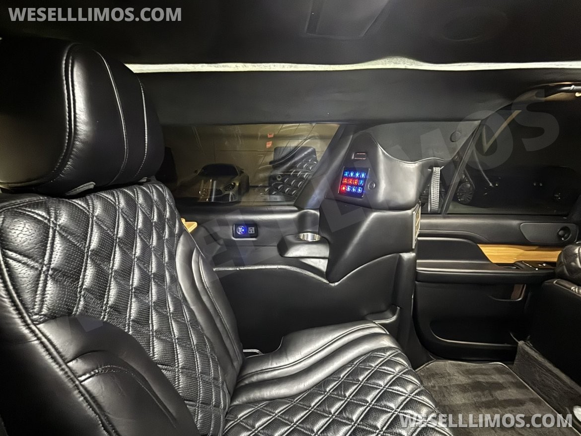 Photo of CEO SUV Mobile Office for sale: 2018 Lincoln Navigator L 221&quot; by LCW