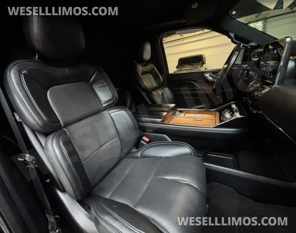 2018 LCW Lincoln Navigator L CEO SUV Mobile Office