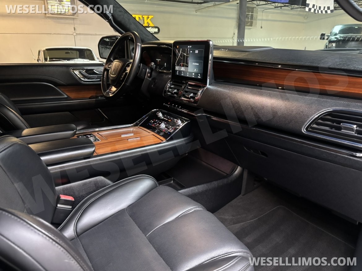 Photo of CEO SUV Mobile Office for sale: 2018 Lincoln Navigator L 221&quot; by LCW