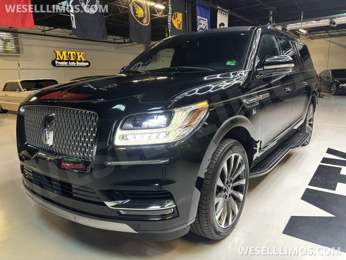 Photo of CEO SUV Mobile Office for sale: 2018 Lincoln Navigator L 221&quot; by LCW