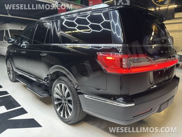 2018 LCW Lincoln Navigator L CEO SUV Mobile Office