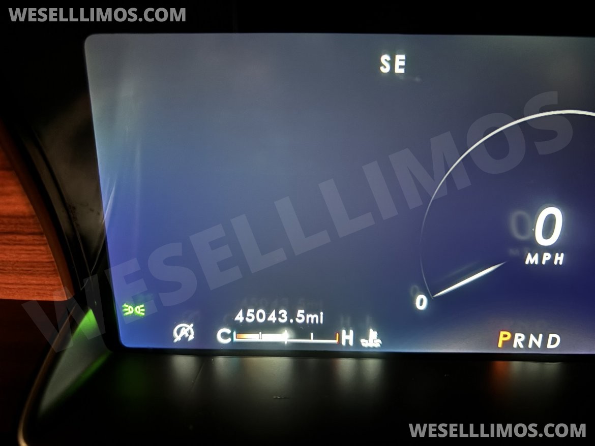 Photo of CEO SUV Mobile Office for sale: 2018 Lincoln Navigator L 221&quot; by LCW