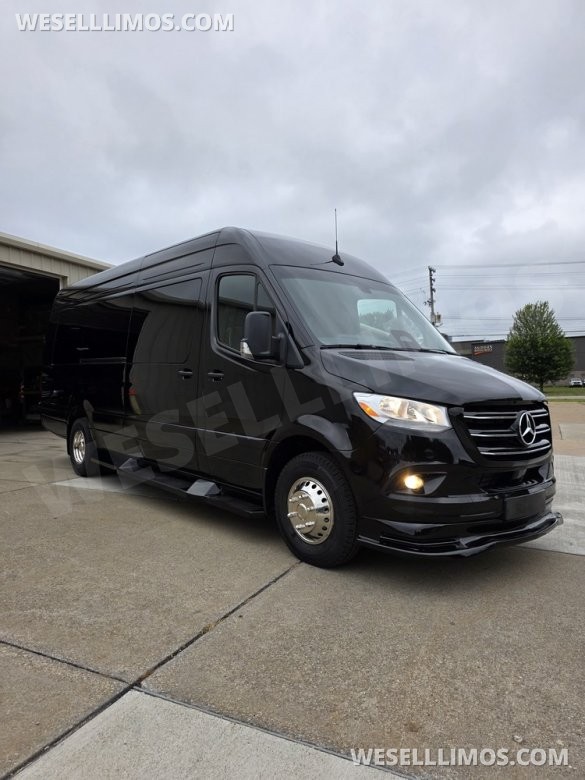 2025 Global Motor Coach Mercedes-Benz Sprinter Executive Shuttle Sprinter