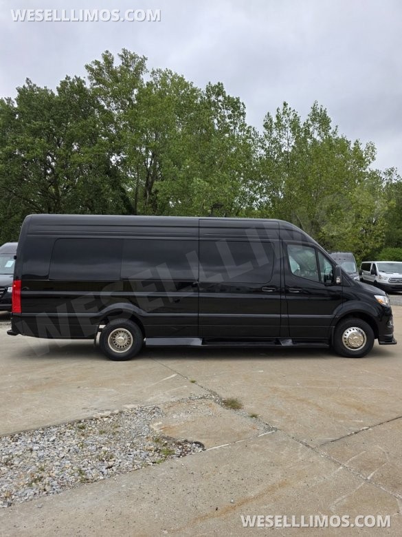 2025 Global Motor Coach Mercedes-Benz Sprinter Executive Shuttle Sprinter