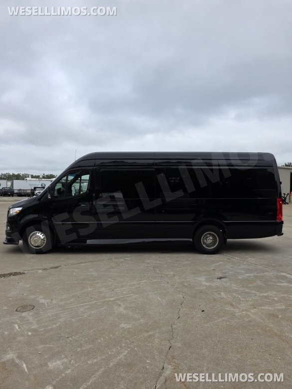 2025 Global Motor Coach Mercedes-Benz Sprinter Executive Shuttle Sprinter
