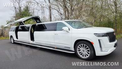 2021 Cadillac Escalade ESV Limousine