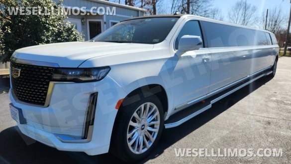 2021 Cadillac Escalade ESV Limousine