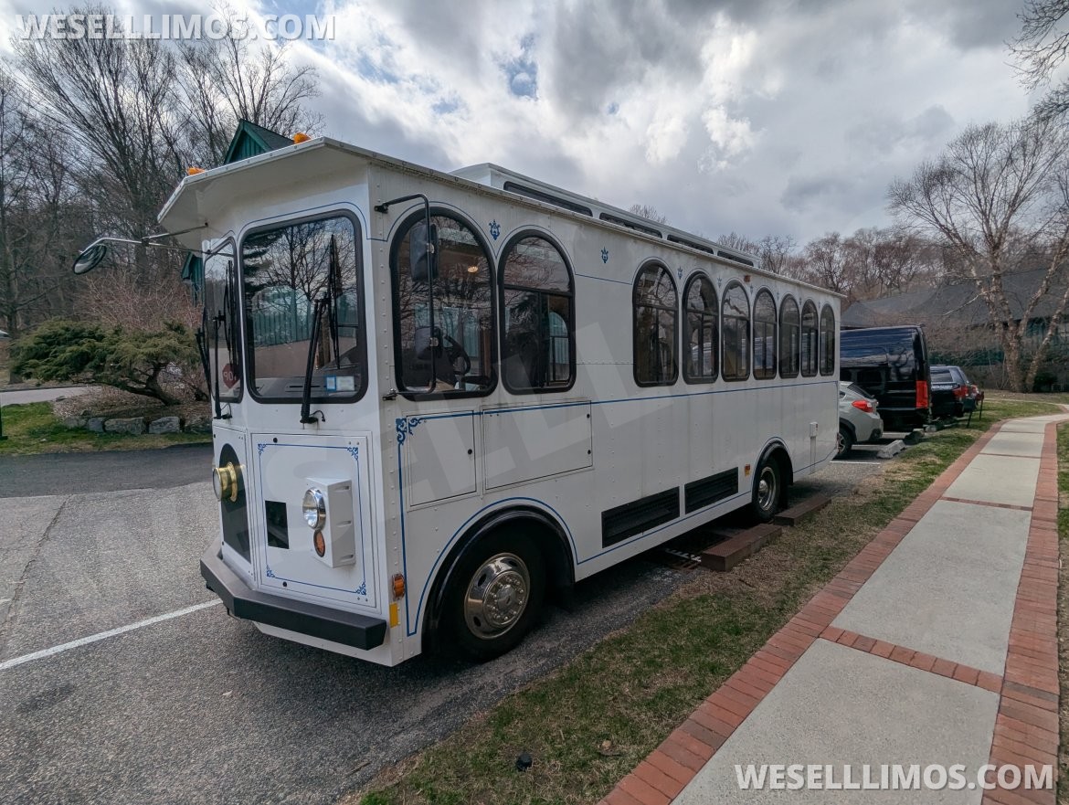 Photo of Trolley for sale: 2022 Ford Villager by Hometown