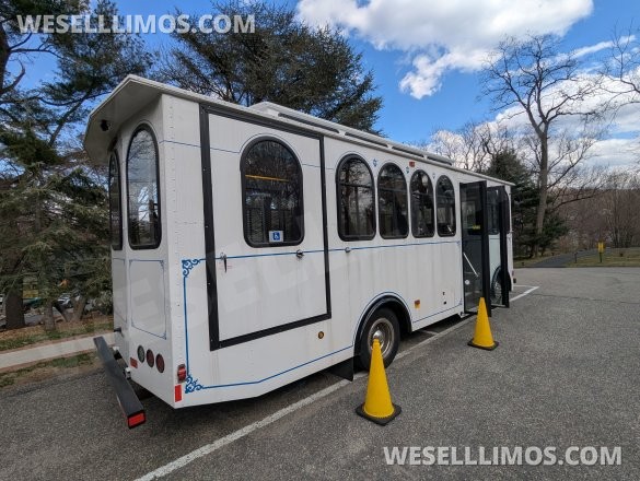 2022  Hometown  Ford Villager Trolley