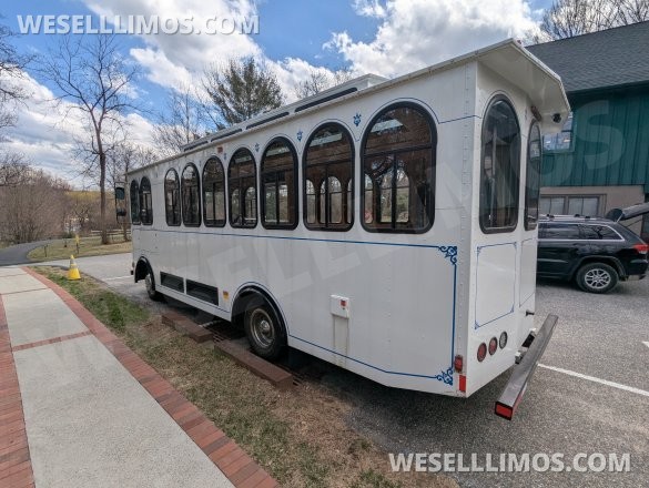 2022  Hometown  Ford Villager Trolley