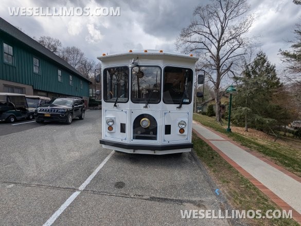 2022  Hometown  Ford Villager Trolley