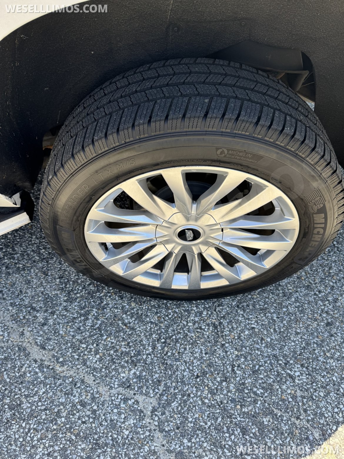 Photo of SUV Stretch for sale: 2022 Cadillac Escalade limo stretch white 20 pass 200&quot; by Pinnacle builder CA