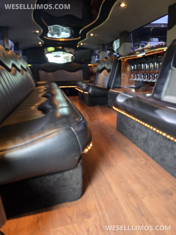 2004 S & R Coach Hummer H2 SUV Stretch