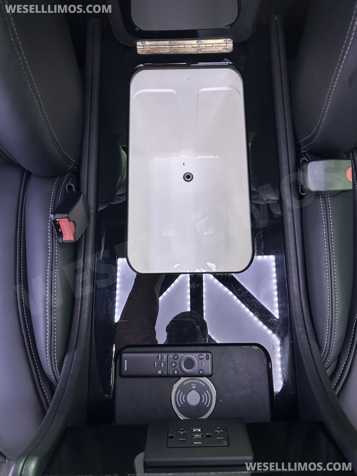 Photo of Executive Shuttle for sale: 2025 Mercedes-Benz Sprinter 3500 High-Roof 290&quot; by Limoland Inc.