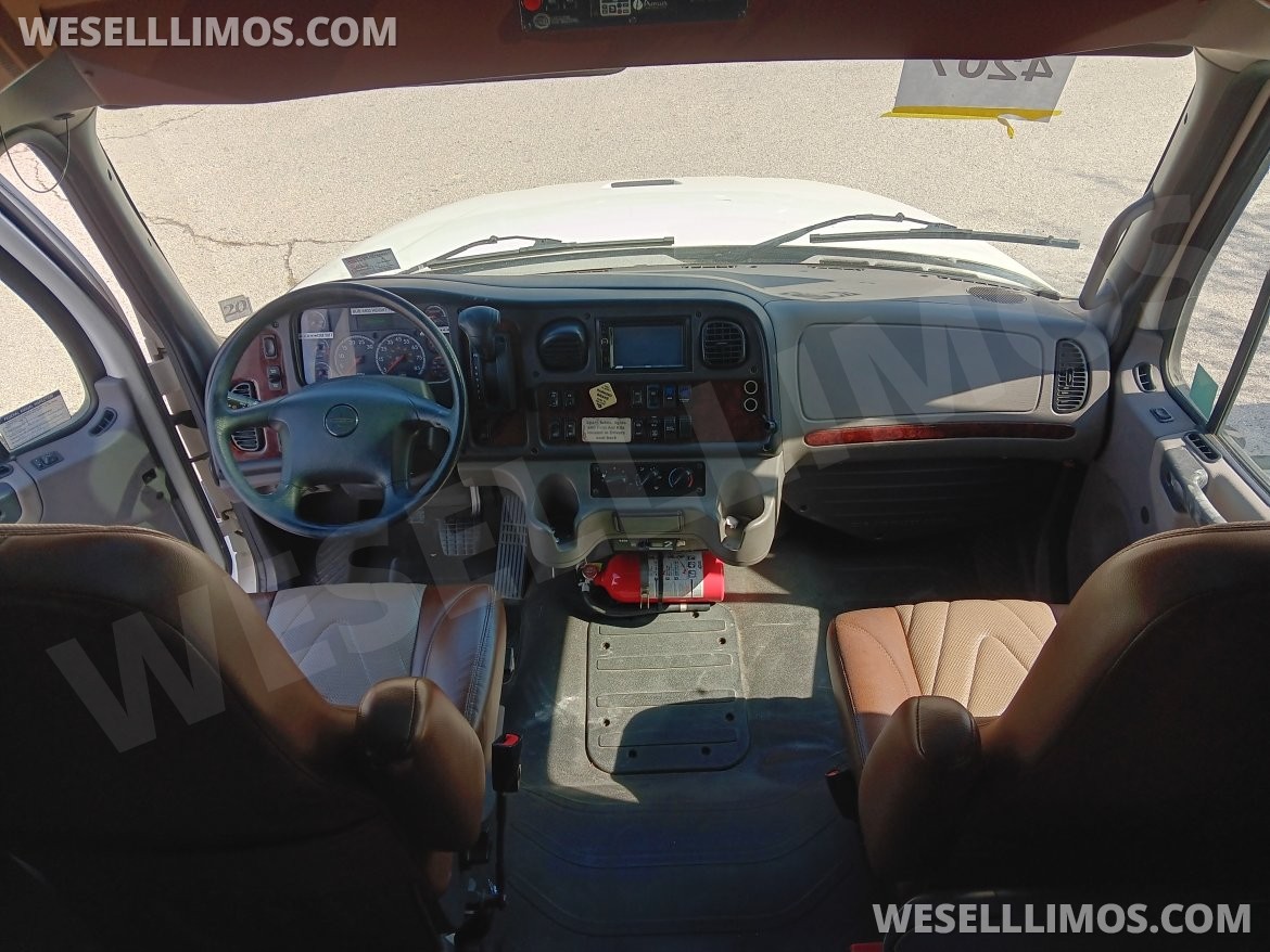 Photo of Executive Shuttle for sale: 2019 Freightliner M2 40&quot; by Executive Coach Builders