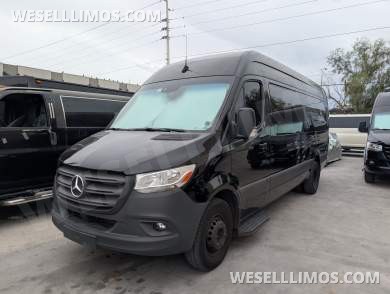 2021 Mercedes-Benz Sprinter 3500 Limo (First Class Customs)