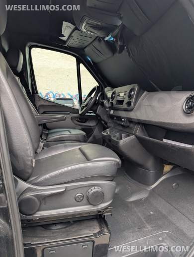 2021 Mercedes-Benz Sprinter 3500 Limo (First Class Customs)