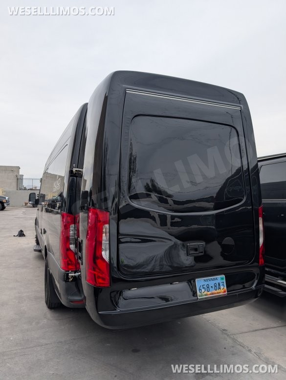 2021 Mercedes-Benz Sprinter 3500 Limo (First Class Customs)