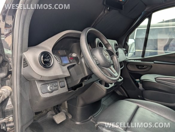 2021 Mercedes-Benz Sprinter 3500 Limo (First Class Customs)