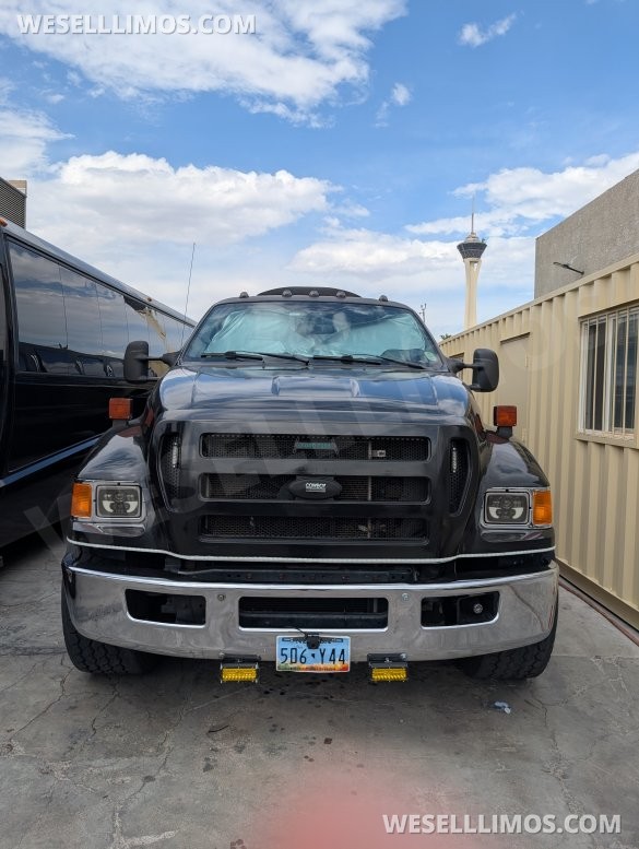 2008 Ford F650 Super Stretch Limo Bus