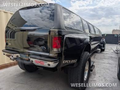 2008 Ford F650 Super Stretch Limo Bus