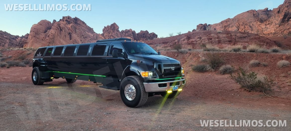 Limo Bus for sale: 2008 Ford F650 Super Stretch 384"