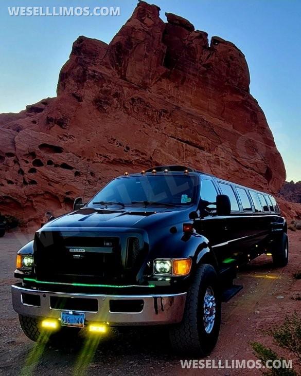 2008 Ford F650 Super Stretch Limo Bus