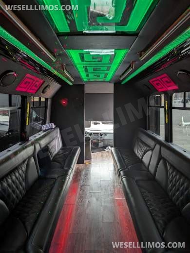 2015 Ford F550 Party Bus Limo Bus