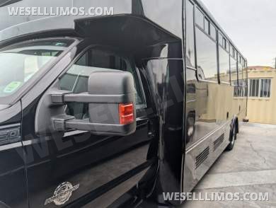 2015 Ford F550 Party Bus Limo Bus