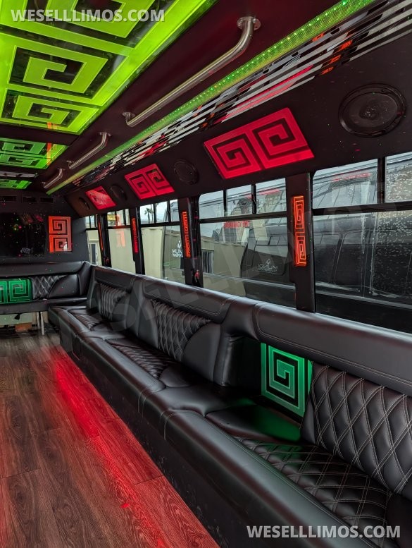 2015 Ford F550 Party Bus Limo Bus
