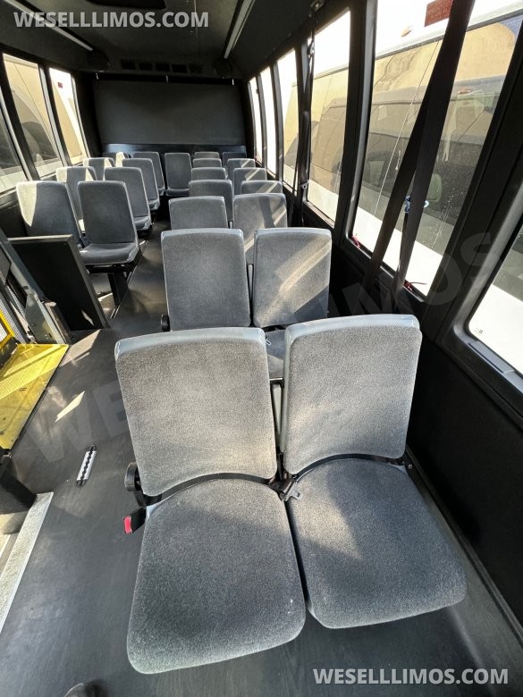 2015 Executive Coach Builder Ford F-550 CNG Shuttle Bus