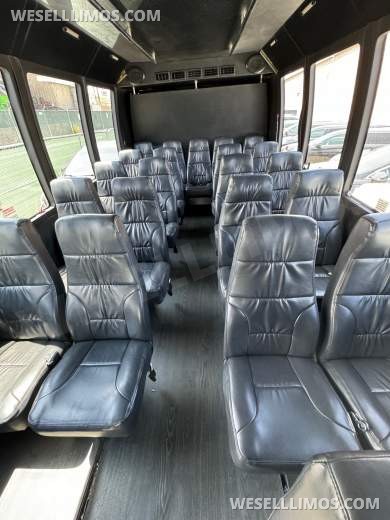 2014 Executive Coach Builder Ford E-450 CNG Shuttle Bus