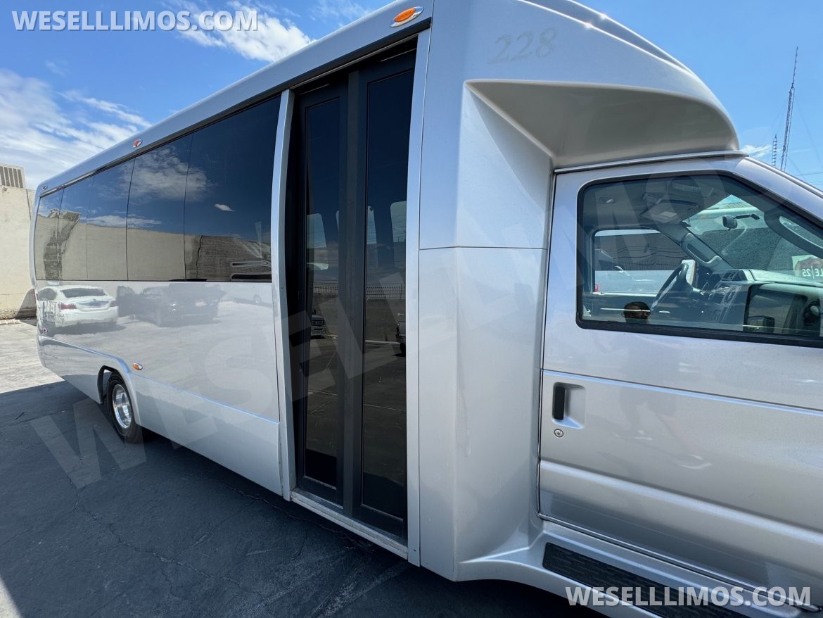 Photo of Shuttle Bus for sale: 2014 Ford E-450 by Executive Coach Builder