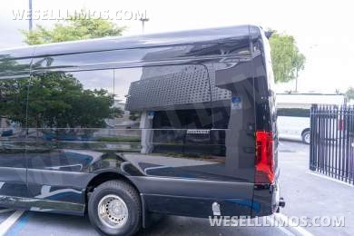 2025 Midwest Automotive Design Mercedes-Benz Professional Limo Sprinter