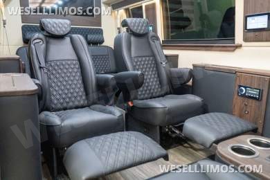 2025 OGV Luxury Coach Mercedes-Benz V-Drive  Sprinter